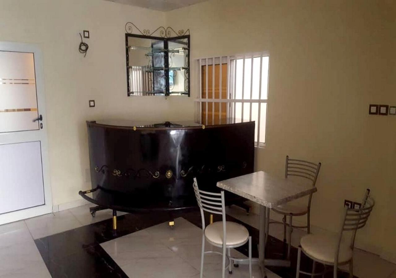 Benin City Center Hotel Cotonou Kültér fotó