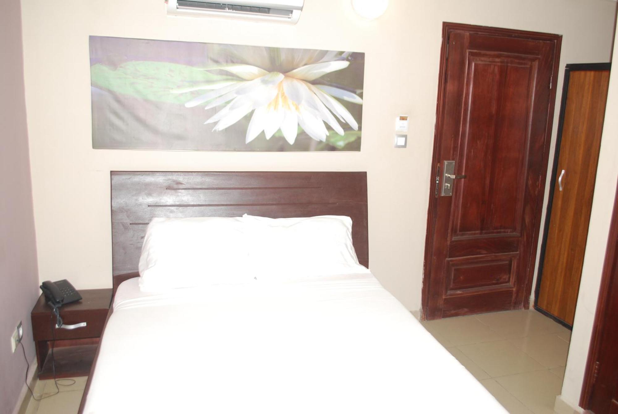 Benin City Center Hotel Cotonou Kültér fotó