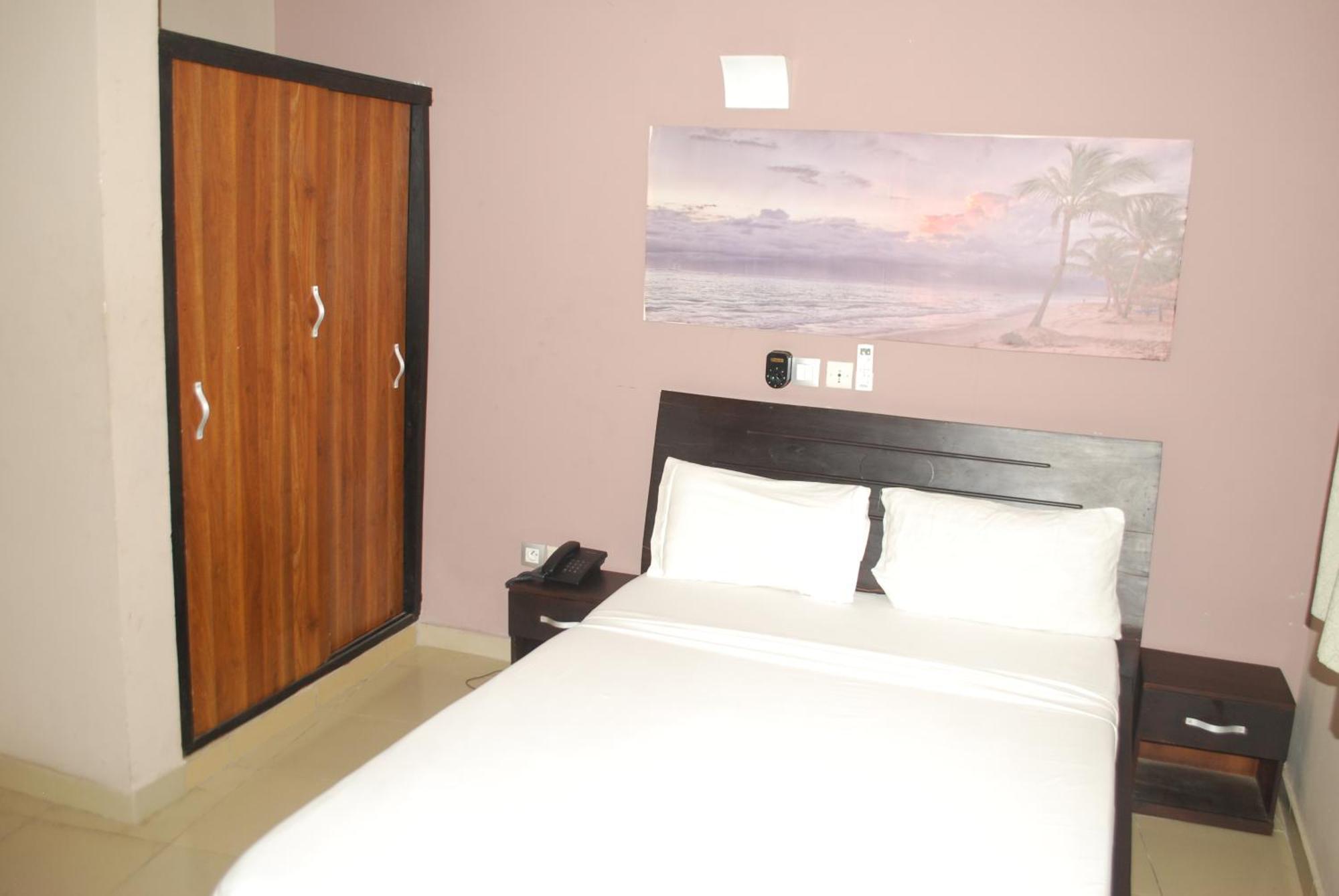 Benin City Center Hotel Cotonou Kültér fotó