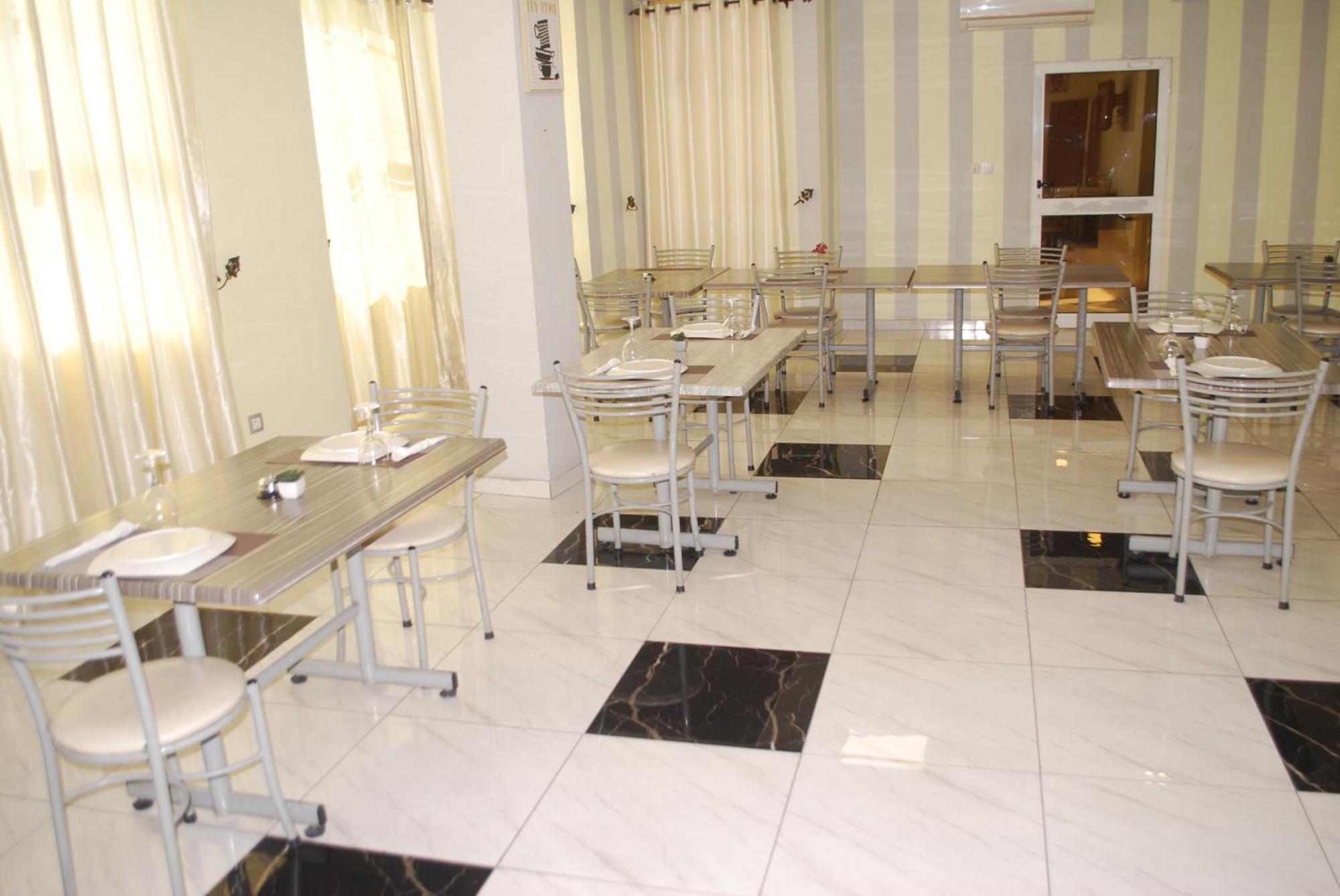 Benin City Center Hotel Cotonou Kültér fotó